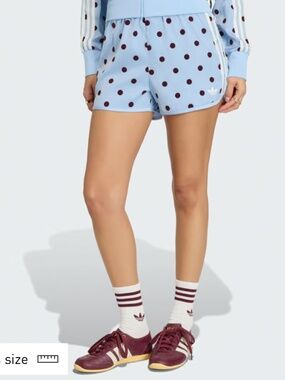 Polka dots sprinter shorts